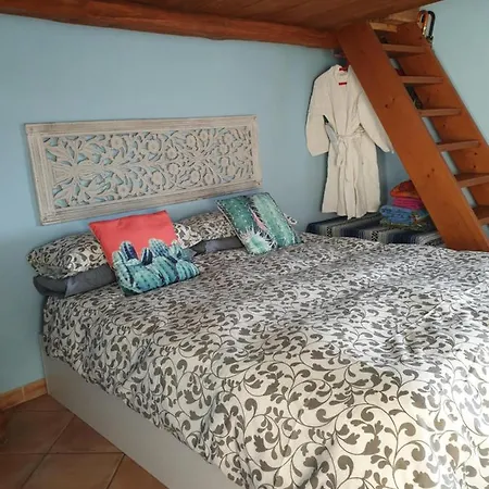 Chalet Anoeta Casetta Eoliana Lipari,pool,sauna *